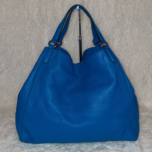Gucci Soho Interlocking G Leather Tassle Large Shoulder Tote Bag in Vibrant Blue - Picture 8 of 17